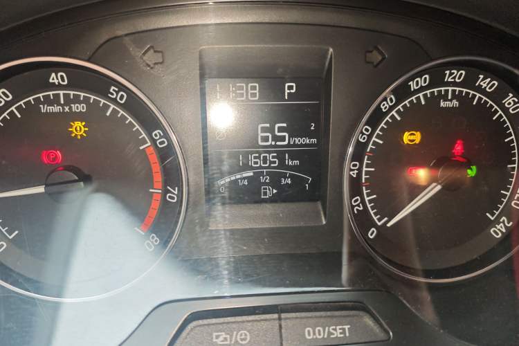 Used Skoda Rapid Spaceback 2016 1.6L Automatic Chuanxing Edition
