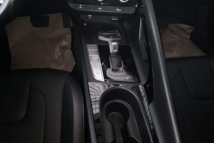 Used Hyundai Elantra 2023 1.5L CVT GLX Elite Edition
