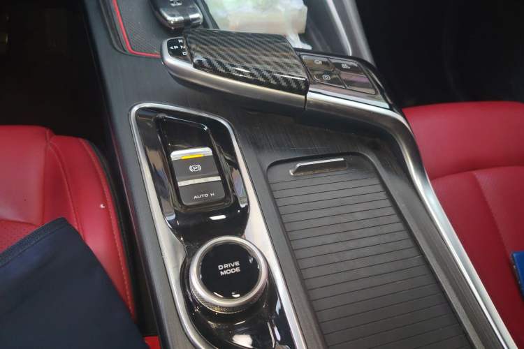 Used CHANGAN UNI-T 2020 1.5T Prestige Version Gear Lever