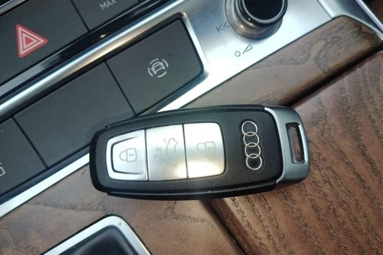 Used Audi A6L 2019 40 TFSI Luxury Prestige Edition
