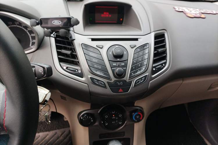 Used Ford Fiesta 2011 Hatchback 1.5L Automatic Fashion Edition