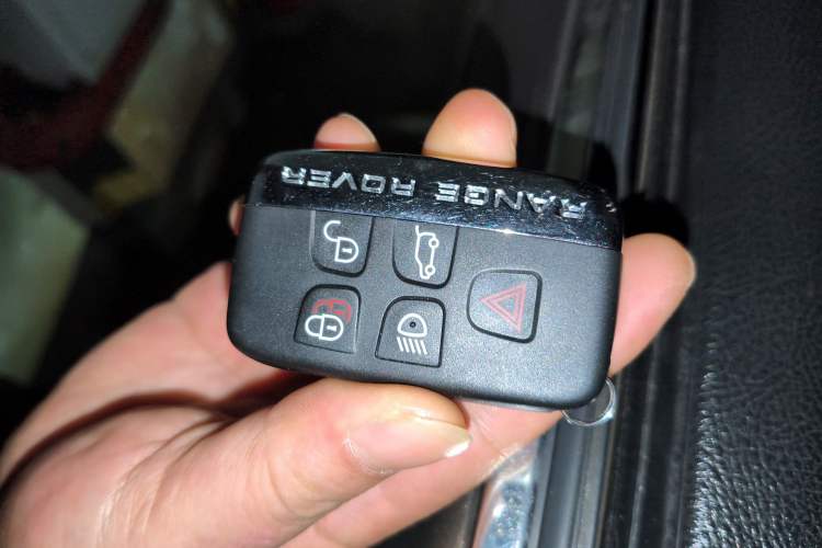 Used Land Rover Range Sport 2012 3.0 TDV6 HSE Diesel Edition
