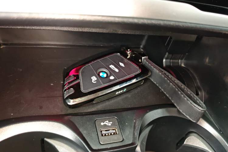 Used BMW 3 Series 2023 325Li M Sport Package Vehicle Key