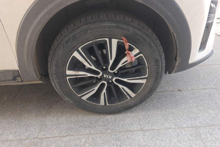 Used Kia kx1 Stonic 2019 1.4L Automatic Fun Edition China VI Right Front Wheel Hub