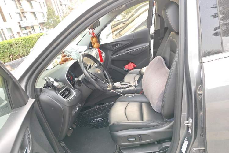 Used Chevrolet Equinox 2019 535T Automatic YuJie Edition China VI
