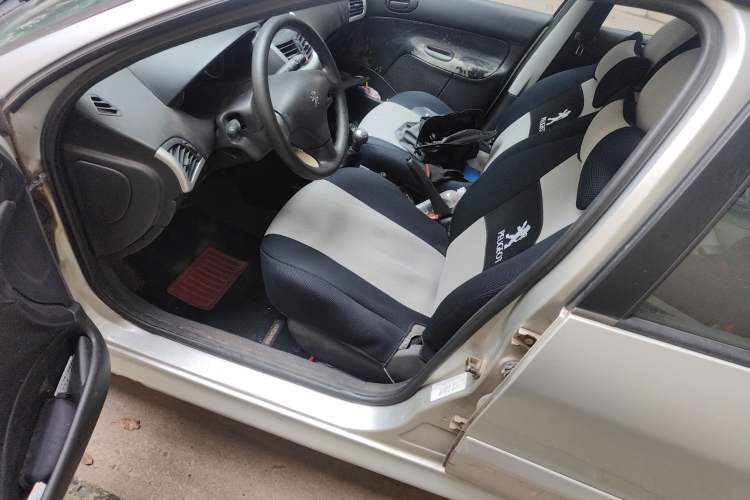 Used Peugeot 207 2011 Hatchback 1.4L Manual Yule Edition