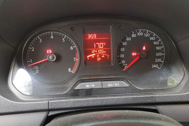 Used Volkswagen Jetta 2015 Value Edition 1.6L Manual Fashionable Style