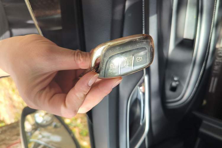 Used Roewe i5 2019 1.5L Automatic 4G Connected Langhao Edition Vehicle Key