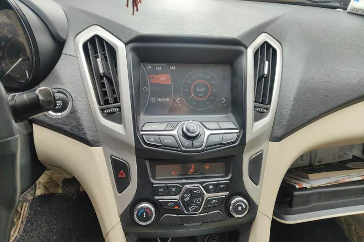 Used Chery Arrizo 7 2013 1.6L Manual ZhiShang Edition
