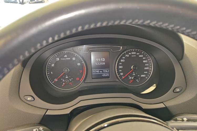 Used Audi Q3 2016 30 TFSI Fashion Model
