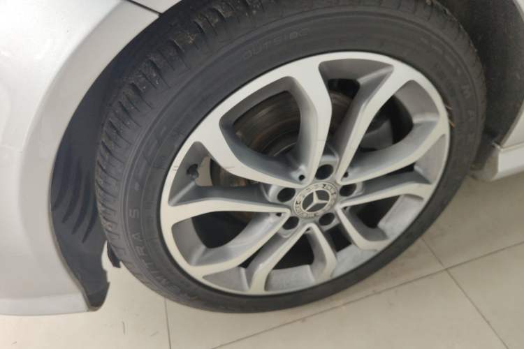 Used Mercedes-Benz C-Class 2013 C 180 Classic Grand Edition