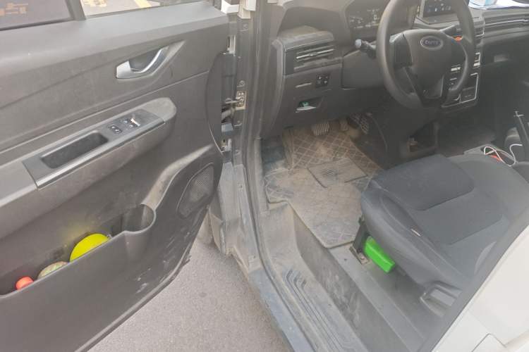 Used Karry Dolphin EV 2023 Wealth Edition