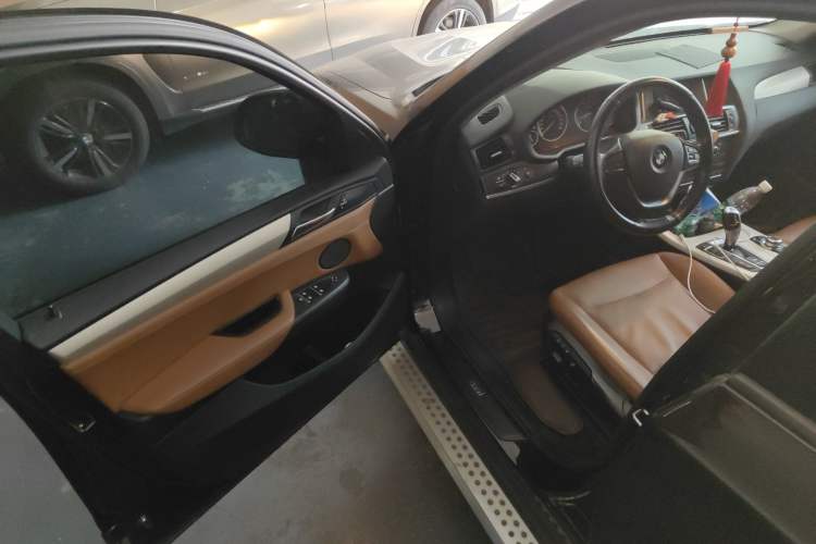 Used BMW X3 2014 xDrive20i Leading Model Driver Seat