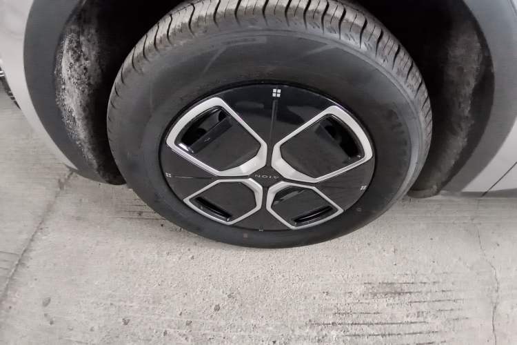 Used AION UT 2025 330 Starlight Edition
