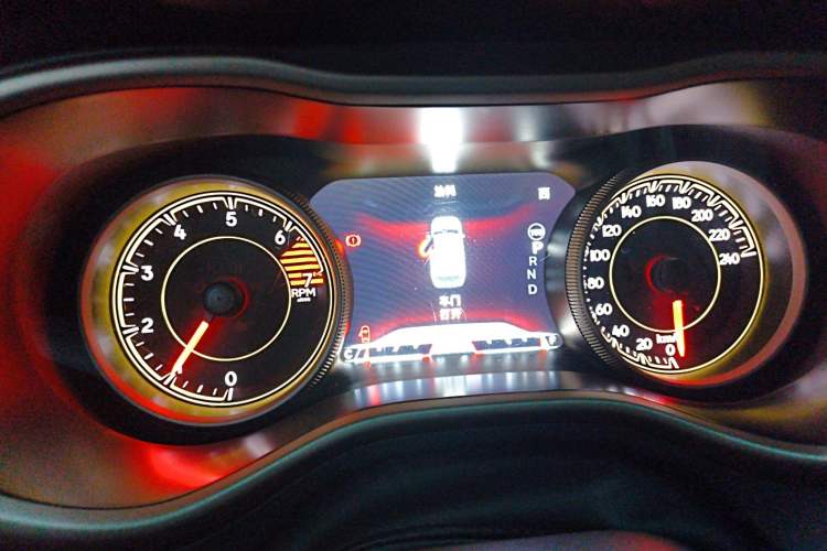 Used Jeep Cherokee 2017 2.0L Superior Edition
