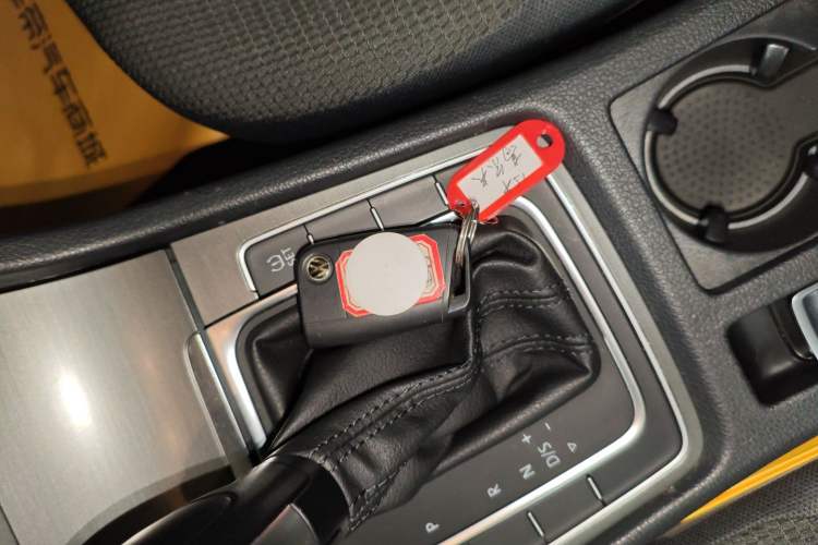 Used Volkswagen Golf 2015 1.6L Automatic Comfort Model
