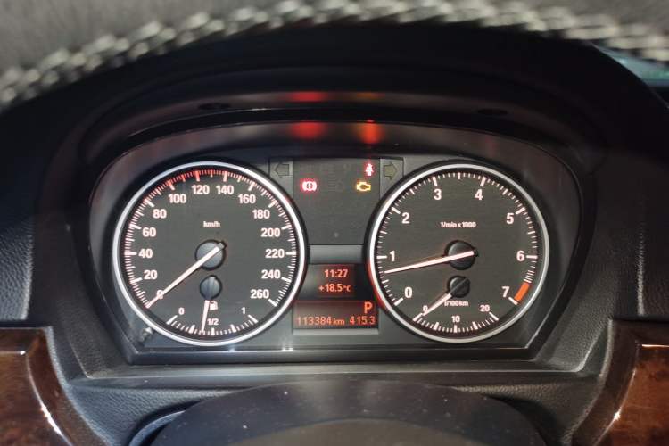 Used BMW 3 Series 2010 320i Luxury Edition
