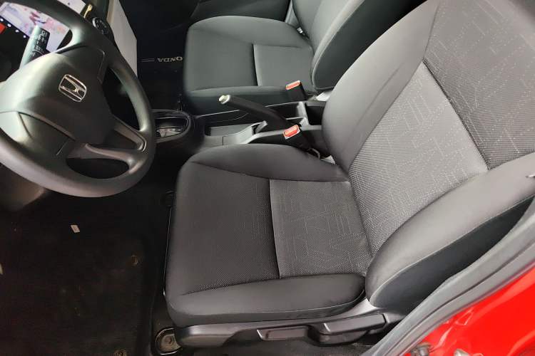 Used Honda Fit 2016 1.5L LXS CVT Comfort Sunroof Version
