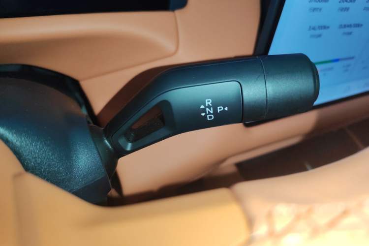 Used Lynk & Co 900 2025 2.0T Ultra