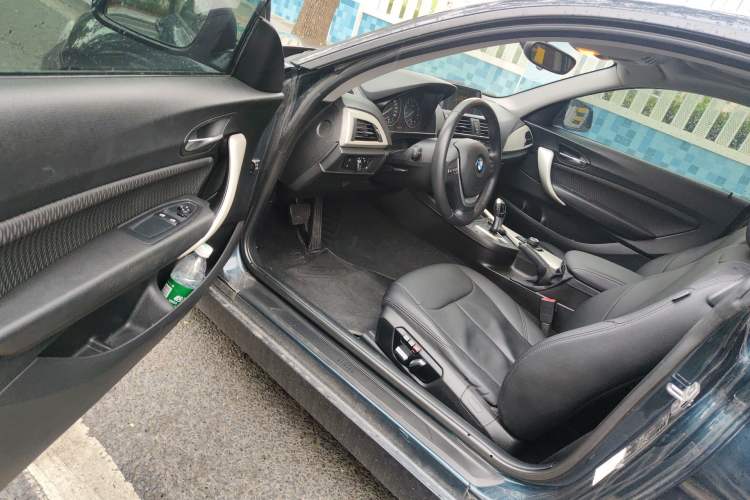 Used BMW 2 Series 2014 220i Leading Model
