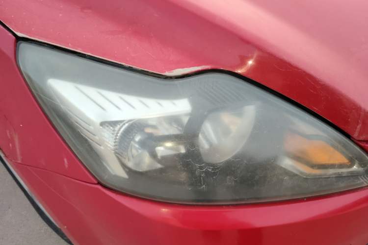 Used Ford Focus 2009 Two-Door 2.0L Automatic Sport Model