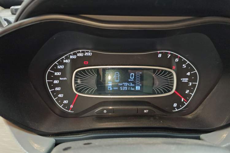 Used Baojun 510 2017 1.5L manual Comfort trim