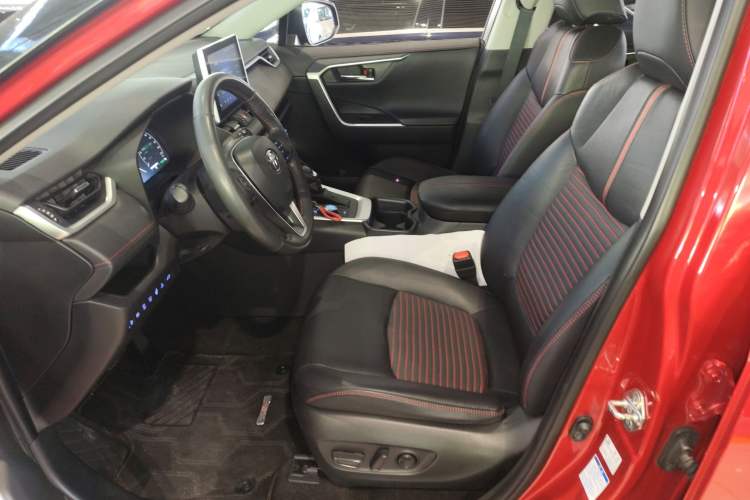 Used Toyota RAV4 Rongfang Plug-in Hybrid 2021 2.5L 4x4 Flagship Pro
