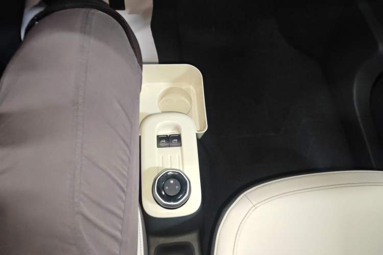 Used Geely Galaxy Panda 2024 200km Panda Rider