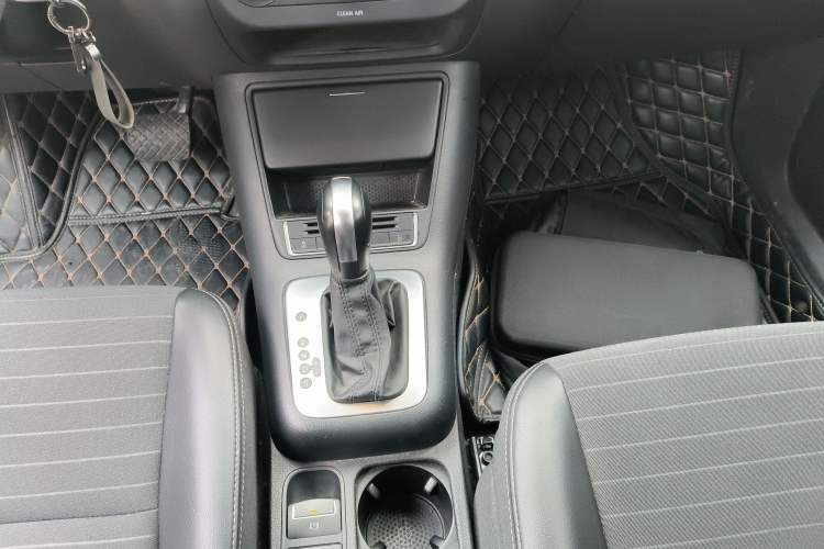 Used Volkswagen Tiguan L 2017 300TSI Automatic Two-Wheel Drive Silk Road Luxury Edition