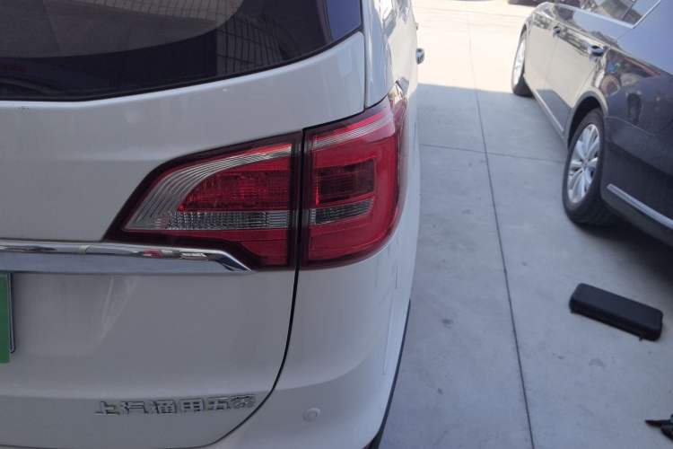 Used Baojun 730 2016 1.5L Manual Comfort Version 7 Seats China V Emission Standard Exterior 3