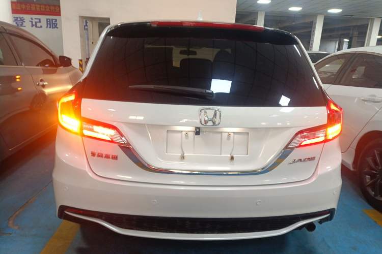 Used Honda Jade 2017 1.8L Automatic Classic Edition 5 seats Rear