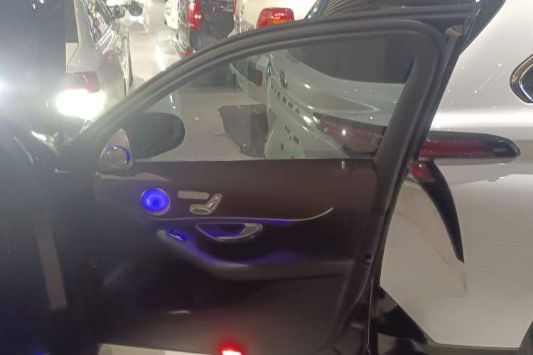 Used Mercedes-Benz GLC 2021 GLC 260 L 4MATIC Luxury Model