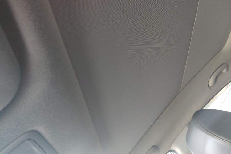 Used Hyundai Mistra 2014 1.8L Automatic Smart GLS Headliner