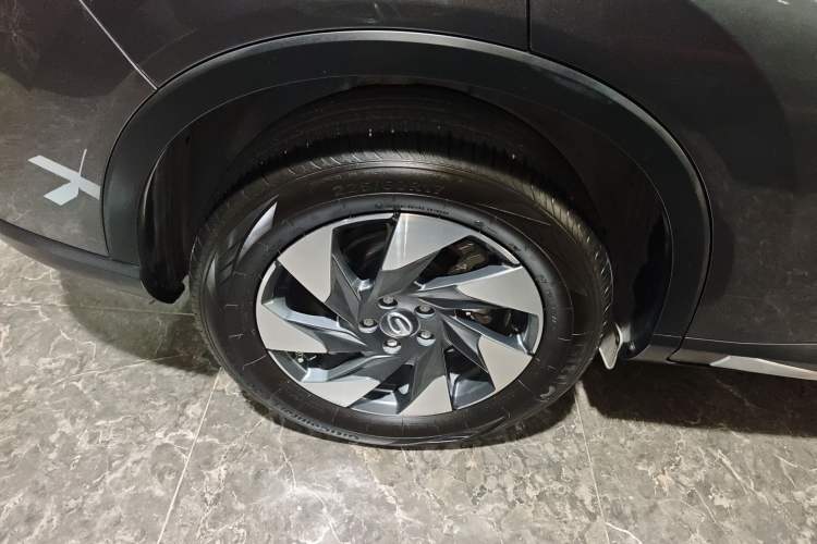 Used GAC Trumpchi GS4 2022 270T Automatic Smart Drive Navigation Edition Right Rear Wheel Hub