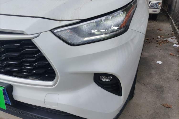 Used Toyota Highlander 2023 2.5L Smart Electric Hybrid Dual-Engine Two-Wheel Drive Elite Version 5 Seats
