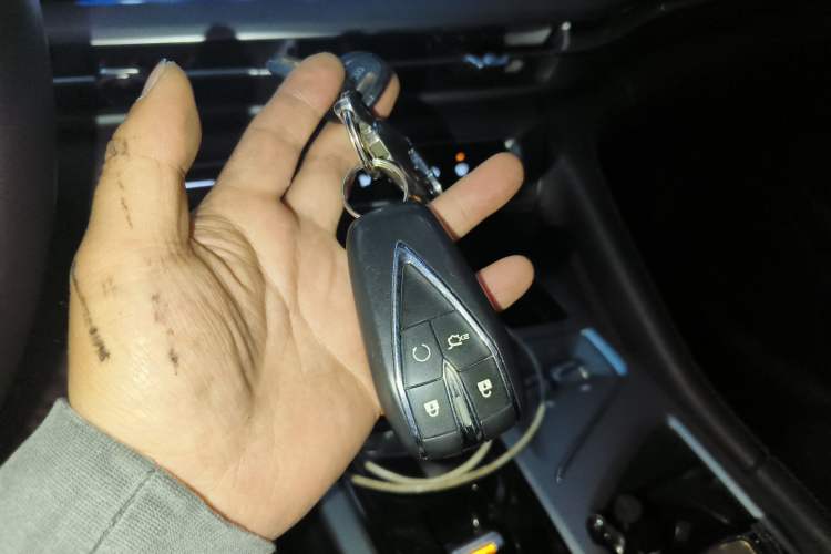 Used CHANGAN CS75 PLUS 2022 1.5T Automatic Luxury Model Vehicle Key