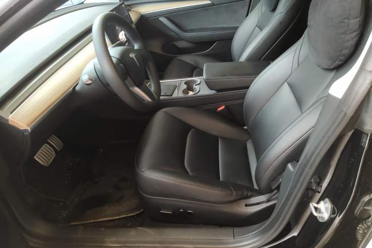 Used Tesla Model 3 2022 Performance High-Performance All-Wheel-Drive Version Left Front Seat