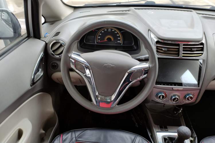 Used Chevrolet Sail 2013 Sedan 1.2L Manual Ideal Edition Steering Wheel
