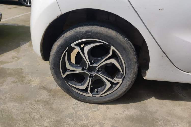Used CHANGAN Benni E-Star 2021 National Edition Xin Yue Version Lithium Iron Phosphate (31.18 kWh)
