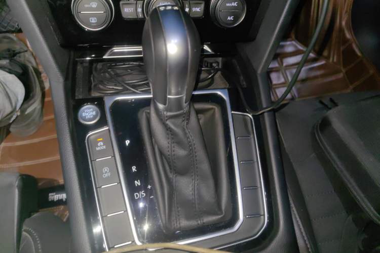 Used Volkswagen Variant 2018 380TSI Two-Wheel Drive Comfort Edition