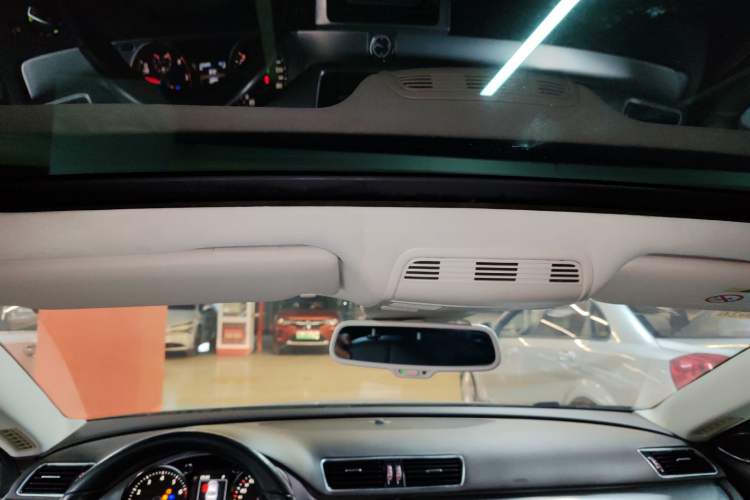 Used Volkswagen FAW-Volkswagen CC 2015 2.0 TSI Ultimate Model
