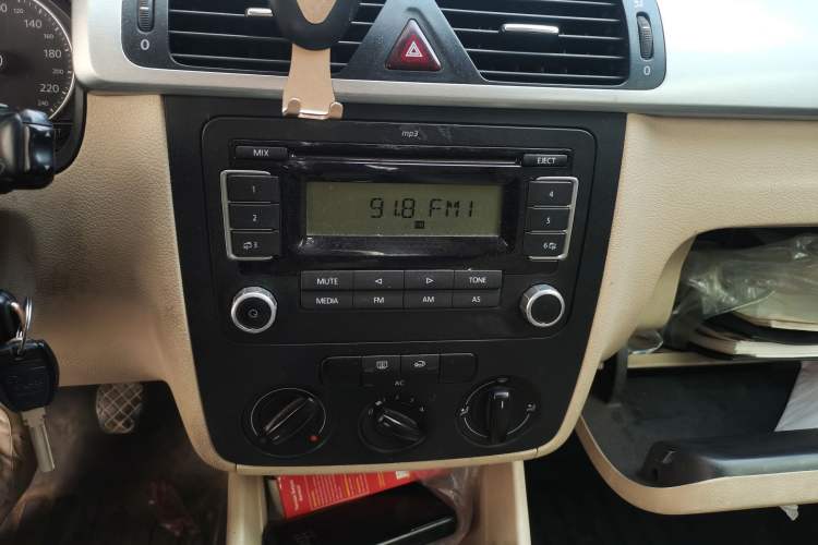 Used Volkswagen Bora 2012 1.6L Manual Fashion Edition