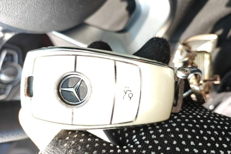 Used Mercedes-Benz C-Class 2021 C 260 L Sport Edition Vehicle Key