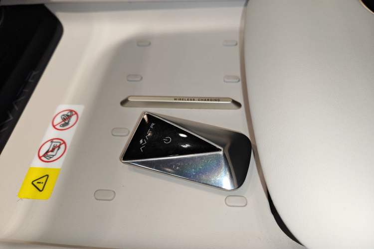 Used Avatr 06 2025 Max Extended-Range Edition
