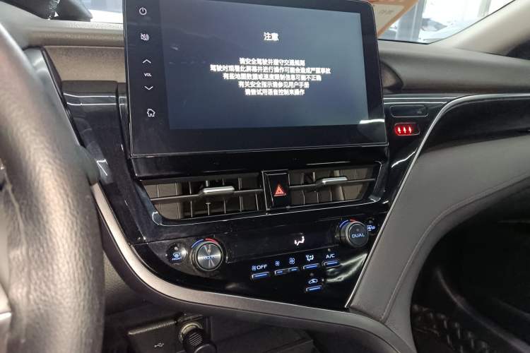 Used Toyota Camry 2021 2.5G Luxury Edition
