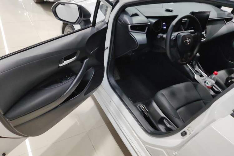 Used Toyota Levin 2022 Facelift TNGA 1.5L CVT Progressive Edition Driver Seat