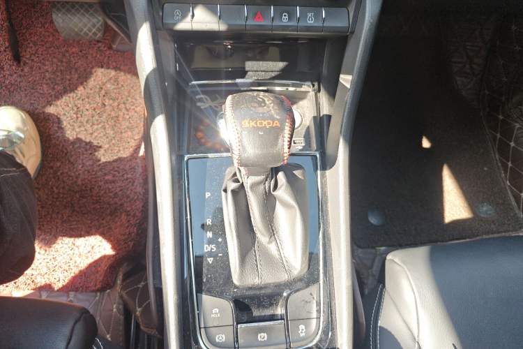 Used Skoda Kodiaq 2018 Facelifted TSI330 5-Seater Two-Wheel-Drive Luxury Enjoyment Edition