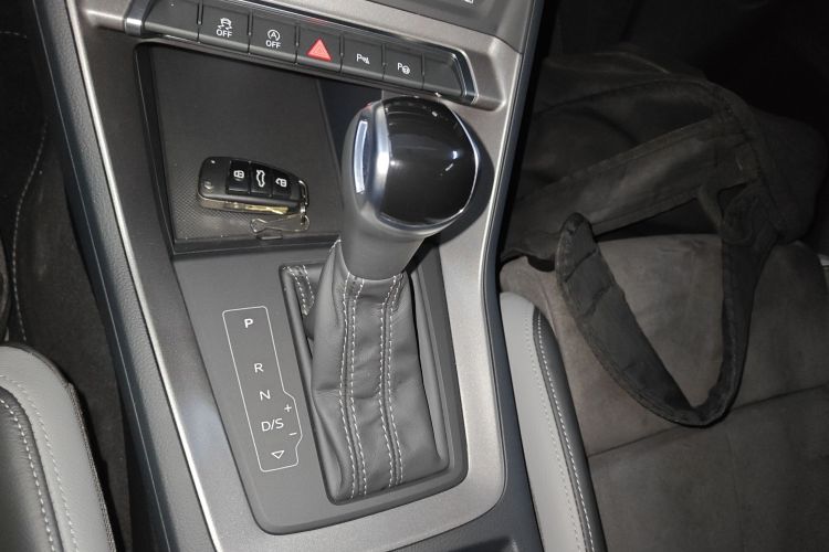 Used Audi Q3 2023 35 TFSI Fashion Dynamic Model (1.5T)
