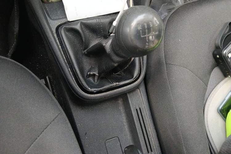 Used Volkswagen Jetta 2015 Value Edition 1.6L Manual Fashionable Style