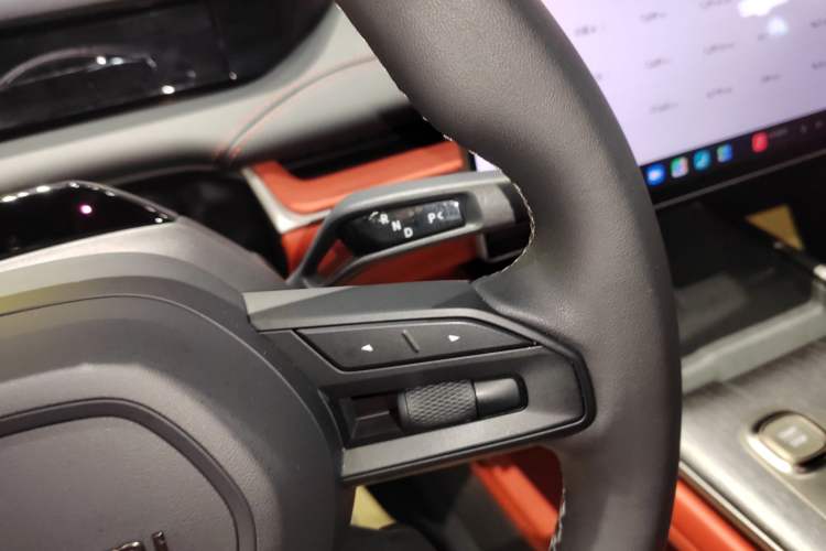 Used Xiaomi Auto SU7 2024 Rear-Drive Ultra-Long Range Advanced Pro-Level Intelligent Driving Version
